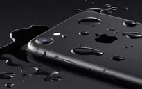 Điểm danh những smartphone chống nước tốt nhất cho mùa du lịch
