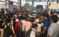 BOT Cai Lậy vừa tái hoạt động đã 'vỡ trận'