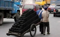 Trung Quốc nới lỏng lệnh cấm đốt than sưởi ấm mùa Đông