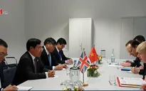 Phó Thủ tướng Phạm Bình Minh gặp Ngoại trưởng Anh