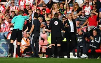 Mourinho tiết lộ lý do bị đuổi khỏi sân trong trận Man Utd - Southampton