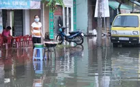 Triều cường gây ngập nhiều tuyến đường ở Cần Thơ