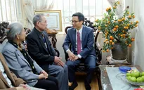Phó Thủ tướng Vũ Đức Đam chúc Tết văn nghệ sĩ, nhà khoa học