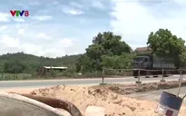 Vướng giải phóng mặt bằng, dự án mở rộng QL1 qua Quảng Ngãi chậm tiến độ