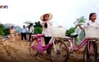 Tạm thời thông tuyến Quốc lộ 279 sau sạt lở