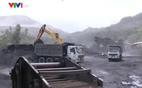 Sửa luật để quản lý chặt nợ công?