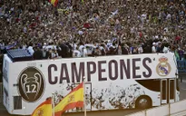 Chùm ảnh: Biển người chào đón chức vô địch của Real Madrid tại quê nhà