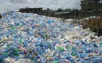 Kenya: Thu gom rác thải làm vật liệu ráp tàu bè đi lại trên biển