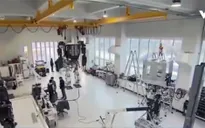 Độc đáo robot có người điều khiển bên trong như phim Avatar