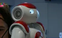 Ray - Robot giúp trẻ em học lập trình