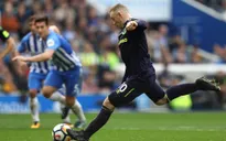 Ghi bàn cứu Everton, Rooney áp sát kỷ lục Ngoại hạng