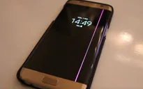 Galaxy S7 edge dính lỗi đường kẻ màu hồng “chết chóc” trên màn hình