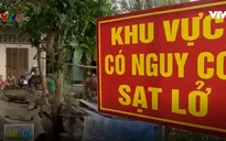 Người dân Vĩnh Long bám trụ ở khu vực sạt lở