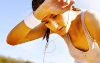 Mẹo hay phòng say nắng, say nóng ai cũng nên biết