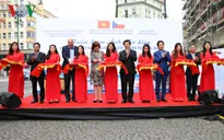 Triển lãm tranh ảnh Việt Nam, chủ quyền biển đảo tại CH Czech