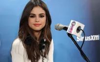 Justin Bieber tham gia chương trình từ thiện, Selena Gomez ca ngợi tình cũ