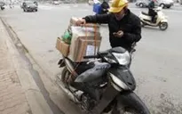 "Ship hàng" đắt khách dịp cận Tết