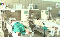 Những sinh viên ngộ độc methanol đã được giải độc