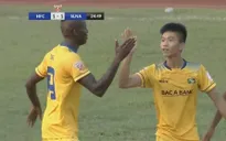 VIDEO: Phan Văn Đức gỡ hòa 1-1 cho SLNA