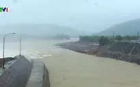 Họp khẩn điều hành liên hồ chứa trên sông Hồng