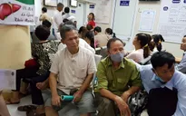 Các bệnh viện tại Hà Nội quá tải bệnh nhân sốt xuất huyết