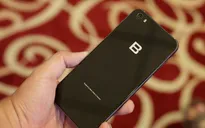 Trên tay chiếc Bphone 2017 vừa ra mắt