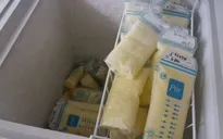 Cần cân nhắc việc sử dụng tủ sữa mẹ miễn phí