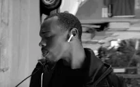 Apple tăng cường quảng bá cho AirPods với 4 video mới