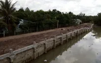 Tiền Giang: Bờ kè sông Bảo Định sụp 9 tháng vẫn chưa được khắc phục