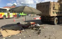 Va chạm với xe tải, 3 người tử vong ở ngã tư Xuân Mai (Hà Nội)