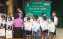 "Cùng em tới trường" dành tặng 2.000 suất quà cho học sinh khó khăn