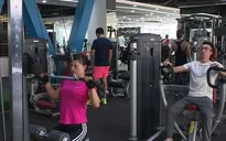 Khi người già tập gym