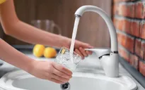 Mẹ tiếp xúc với Fluor nhiều có thể sinh con kém thông minh