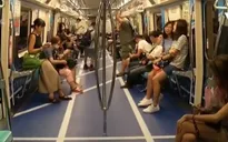 Ngộ nghĩnh đoàn tàu điện ngầm chủ đề thể thao tại Trung Quốc