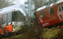 Hai tàu đâm nhau ở Thụy Sĩ, 30 người bị thương