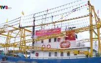 Quảng Trị bàn giao tàu vỏ thép nghề lưới chụp