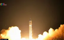 Triều Tiên công bố hình ảnh tên lửa Hwasong-15