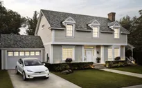 Tesla nhận đặt hàng ngói pin mặt trời