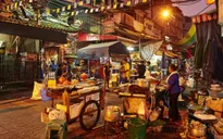 Bangkok không cấm toàn bộ quán ăn đường phố