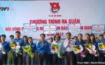 Thanh niên TP.HCM ra quân chống ùn tắc giao thông