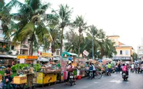 Hấp dẫn hàng trăm món ăn vặt ở phố hàng rong Cần Thơ