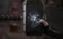 Búa thần Mjolnir sẽ nát vụn trong Thor: Ragnarok