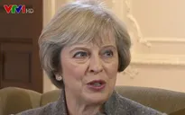 Người dân Anh phản ứng mạnh mẽ sau quyết định của Thủ tướng Theresa May