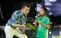 Quốc Thiên nhiệt tình hướng dẫn thí sinh Vietnam Idol Kids