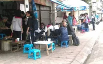 Giành lại vỉa hè: Ngoài quyết liệt, cần cách làm và sự đồng tình