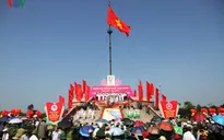 Lễ thượng cờ Thống nhất non sông 2017 tại bờ Hiền Lương lịch sử