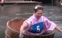 Khám phá cuộc thi chèo thúng gỗ tại Nhật Bản