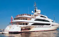 Siêu du thuyền lớn nhất thế giới đến Hong Kong (Trung Quốc)