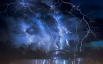 Độc đáo hình ảnh các tia chớp từ vũ trụ