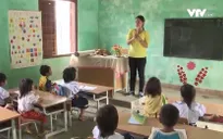 Dạy tiếng Việt cho học sinh vùng cao Quảng Ngãi dịp hè